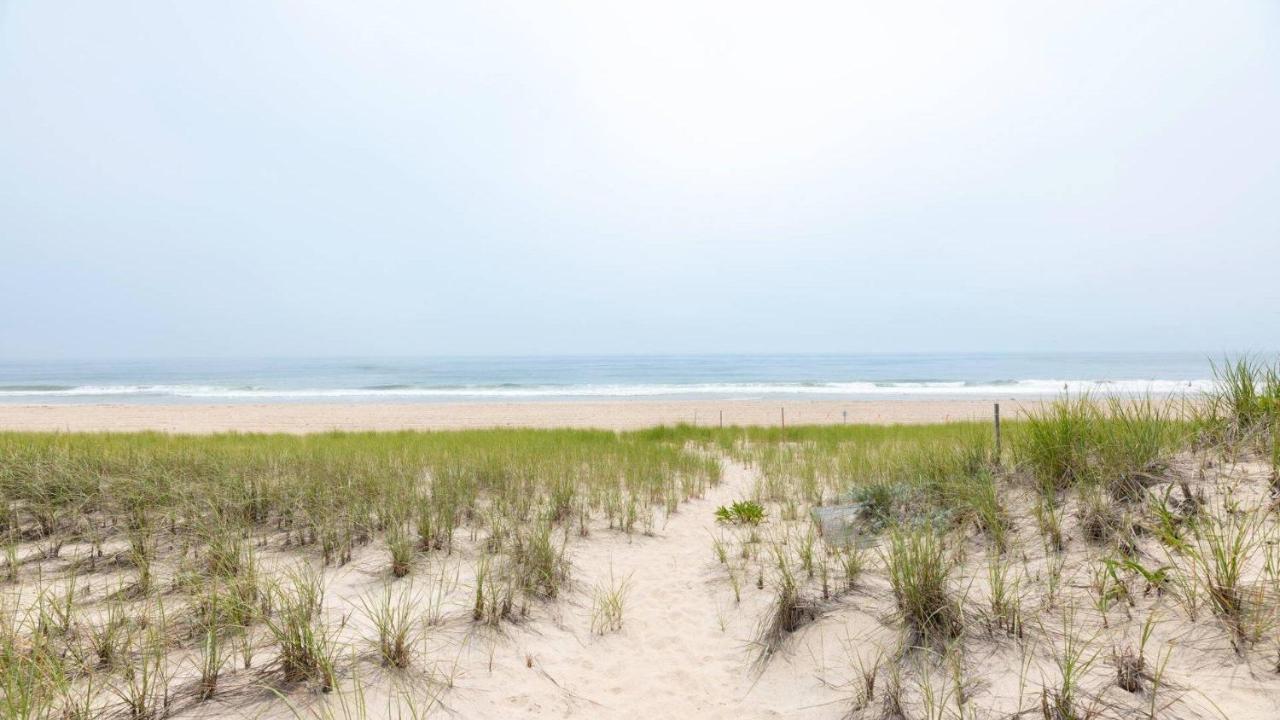 Вілла Amagansett Beachfront Beauty Екстер'єр фото