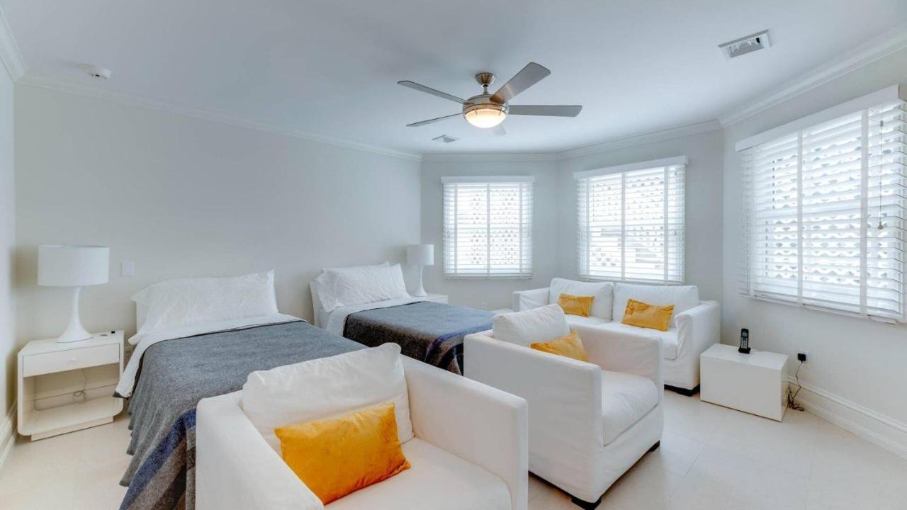 Вілла Amagansett Beachfront Beauty Екстер'єр фото